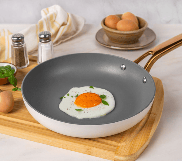 Cream Cookware Set